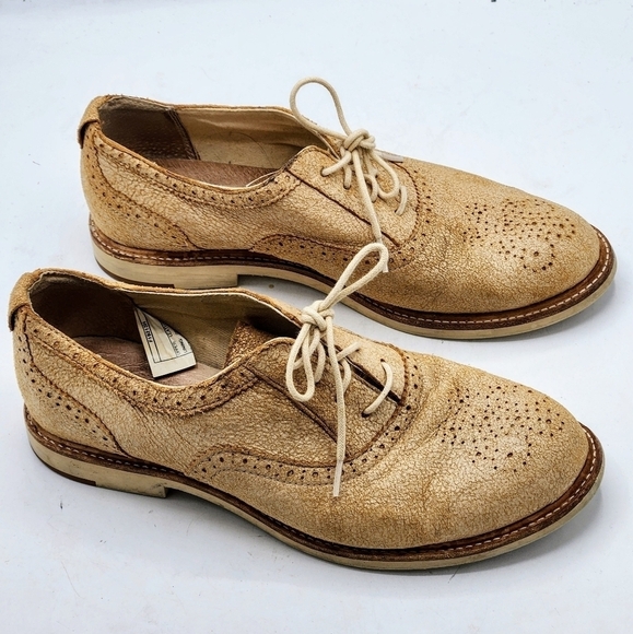 UGG CAELYN TAN SUEDE LEATHER OXFORD SHOES SIZE 7 - Picture 12 of 12